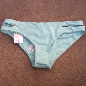 L*SPACE BIKINI BOTTOMS NEW WITH TAGS
